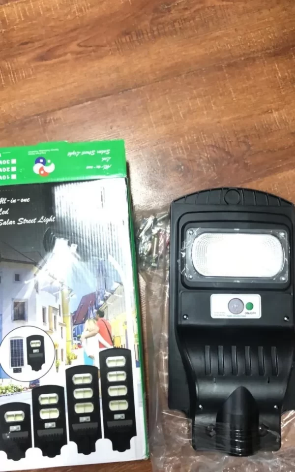 FOCO SOLAR DE 30 WATTS - Imagen 2