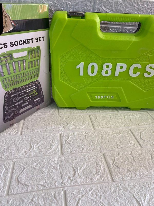 JUEGO DE DADOS DE 108 PIEZAS
