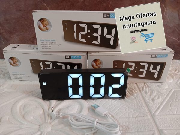 RELOJ DIGITAL DESPERTADOR
